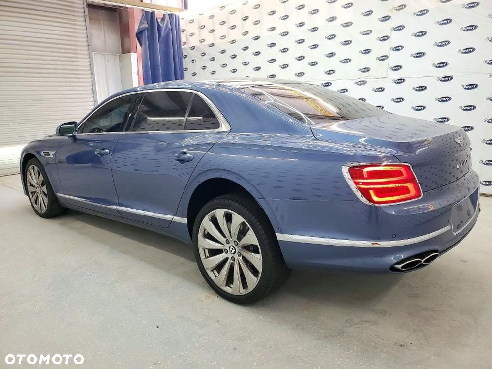 Bentley Flying Spur - 7