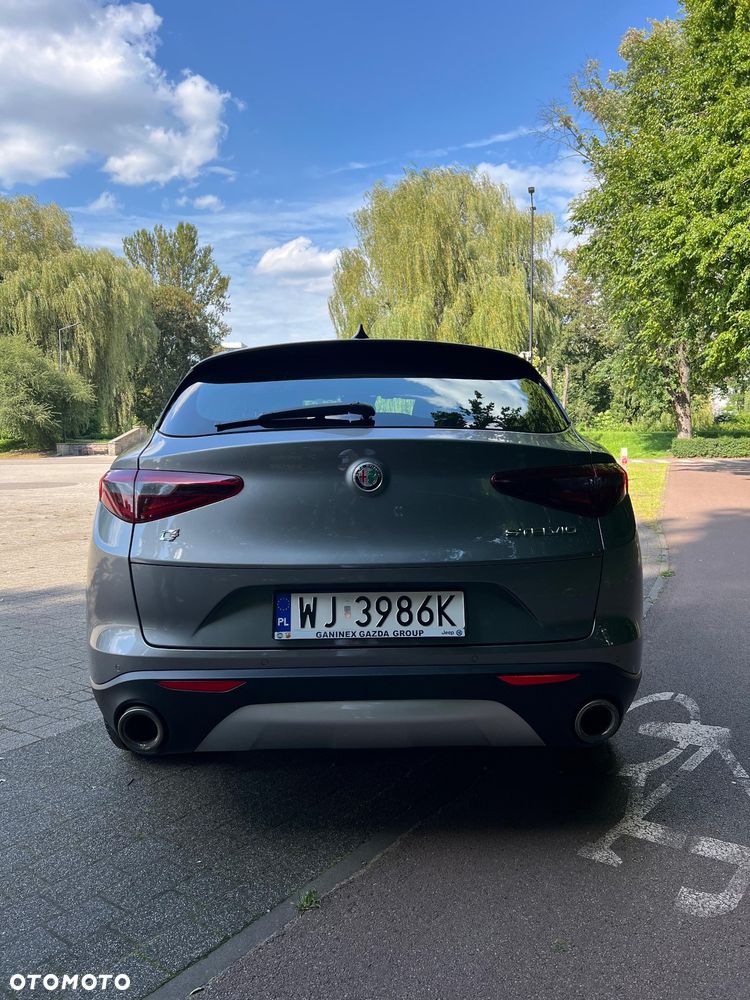 Alfa Romeo Stelvio 2.0 Turbo Super Q4 - 8