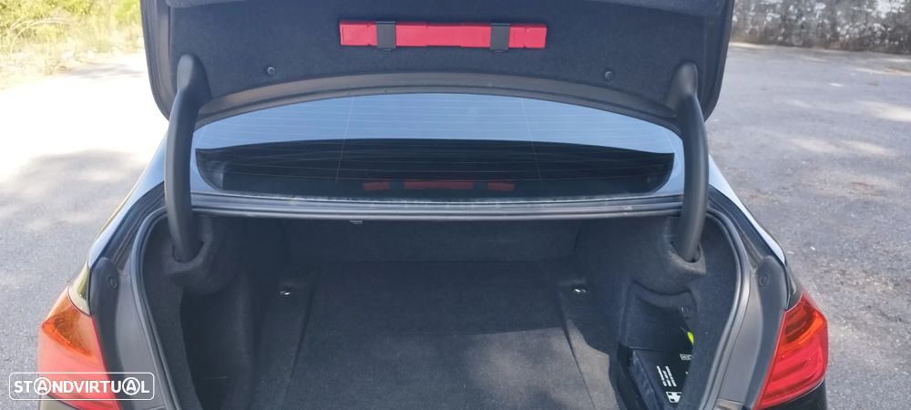 BMW 318 d Line Modern - 15