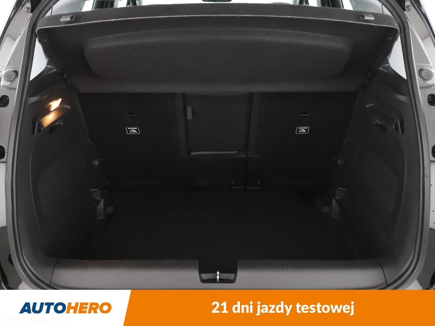 Opel Crossland X - 17