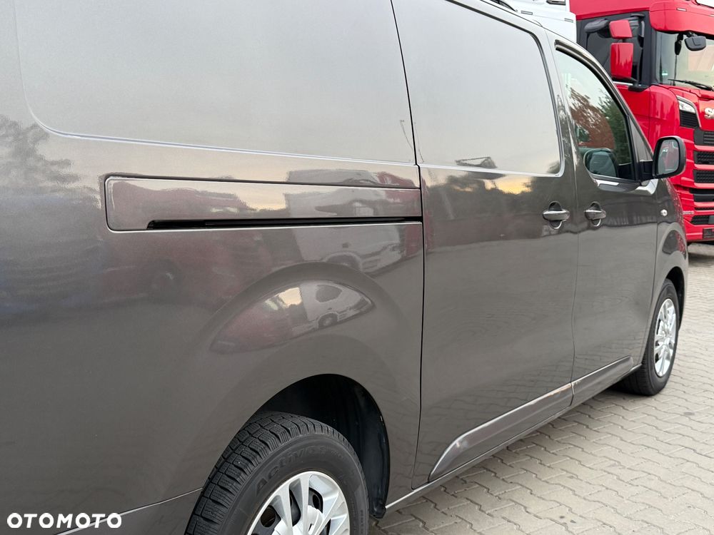 Opel Opel Vivaro 2.0 Diesel 150KM 80 000km serwisowany tylko w ASO IDEALNY STAN - 37