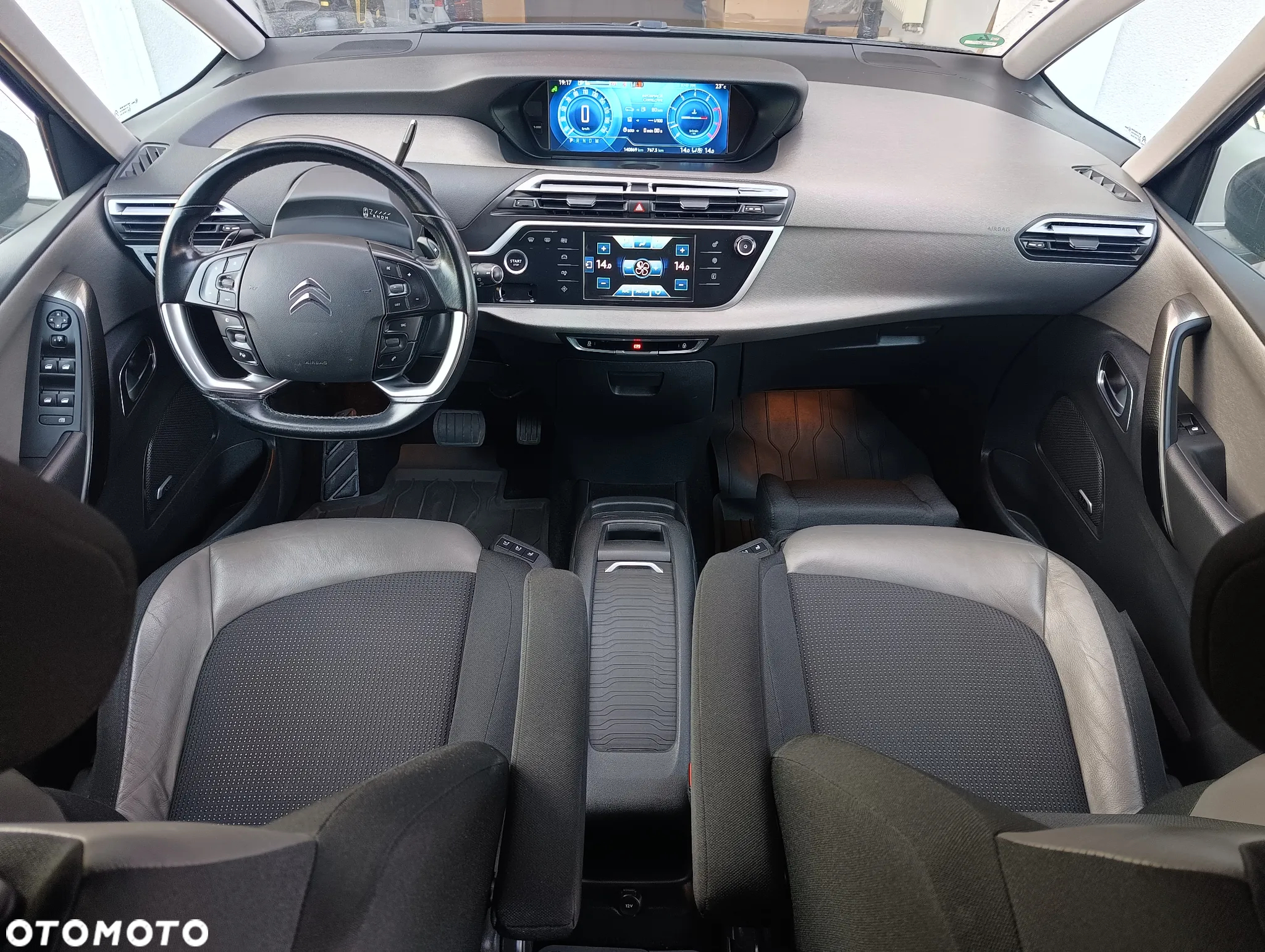 Citroën C4 Grand Picasso 1.6 THP Exclusive S&S EAT6 - 15