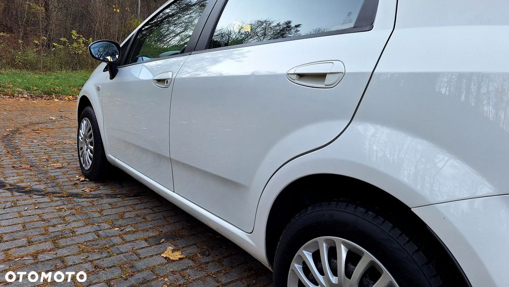 Fiat Punto Evo 1.4 8V Dynamic Euro5 - 11