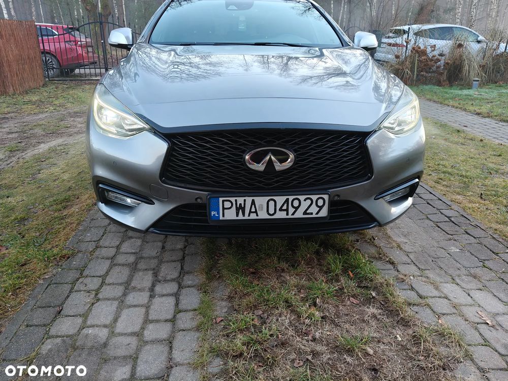 Infiniti Q30 2.2d DCT Premium - 9