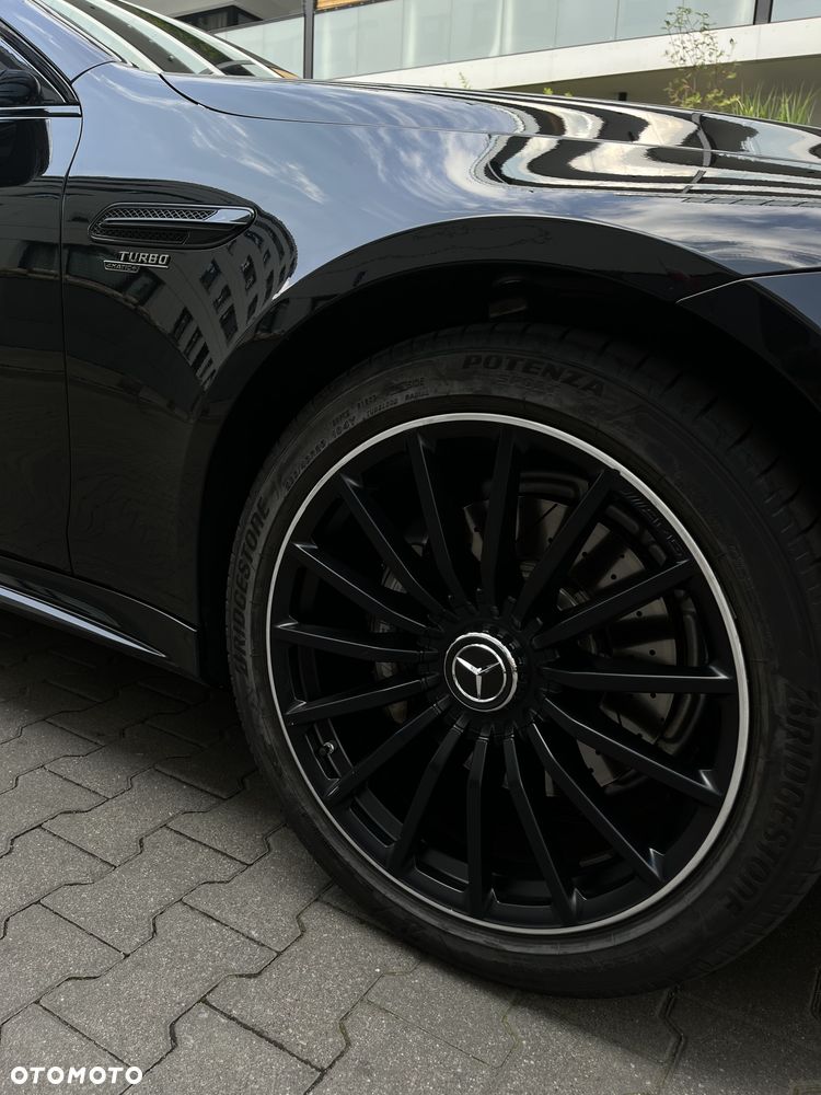 Mercedes-Benz AMG GT 53 4Matic+ 4D Speedshift TCT 9G - 25
