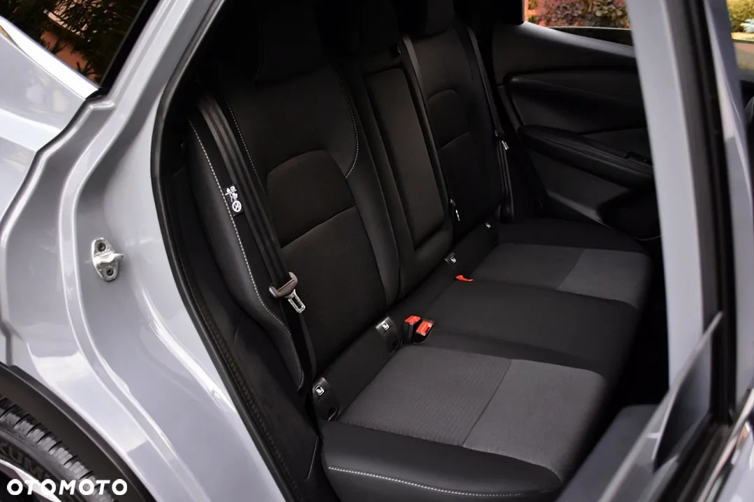 Nissan Qashqai 1.3 DIG-T N-Connecta - 38