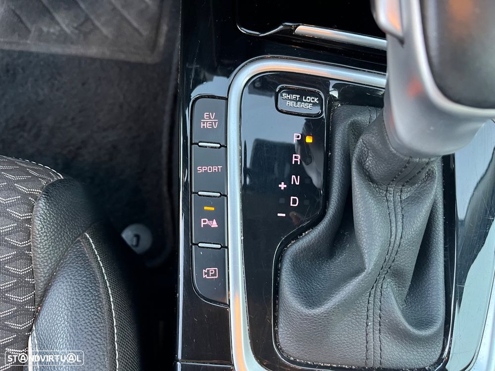 Kia Ceed SW 1.6 GDi PHEV Tech 6DCT - 37