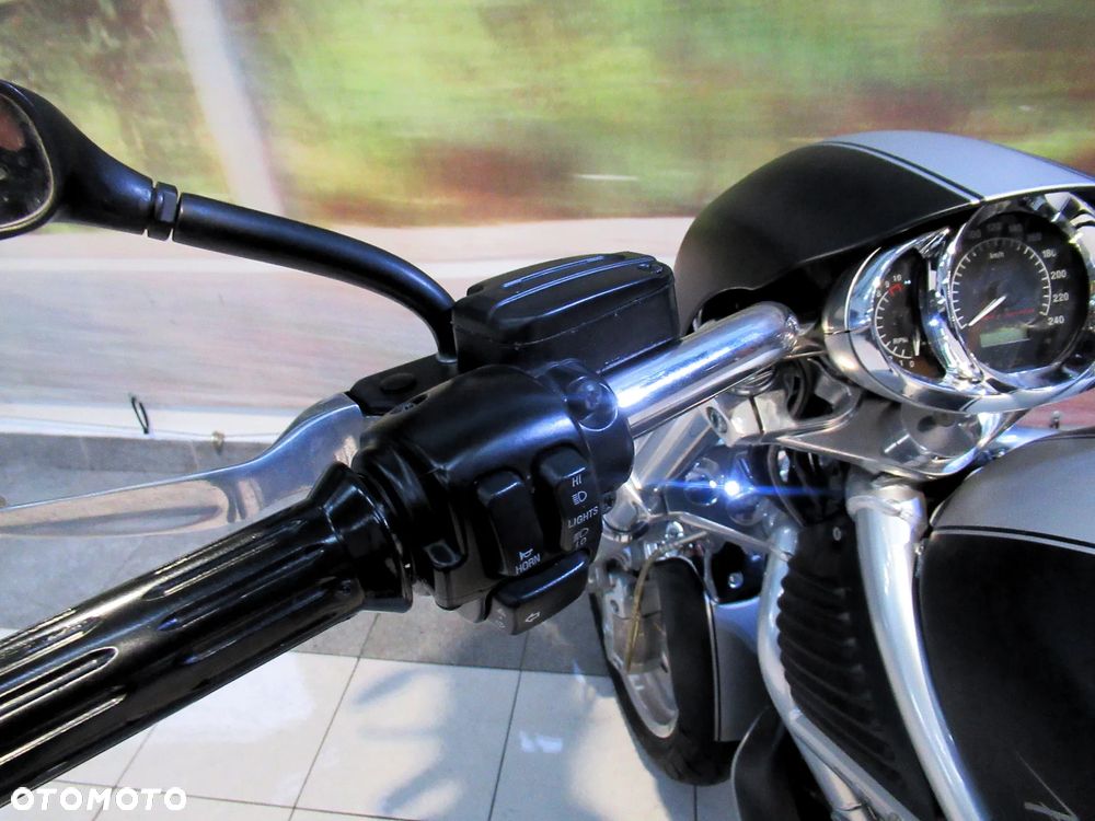 Harley-Davidson Softail V-Rod - 11