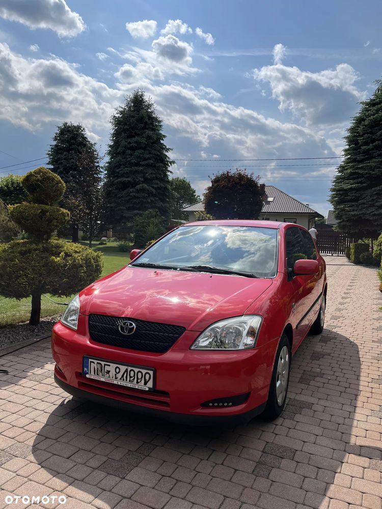 Toyota Corolla - 2