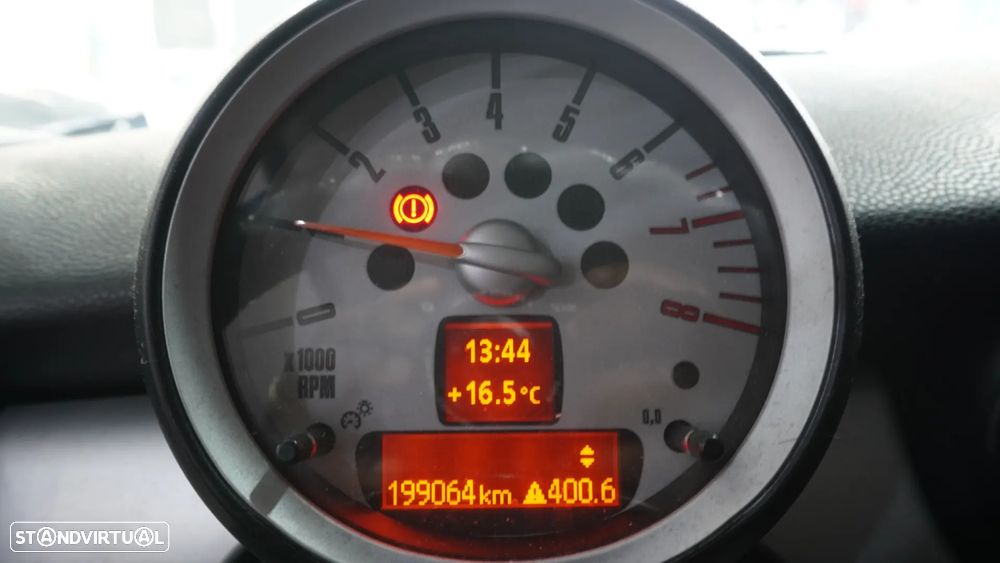 MINI 3 Portas One - 22