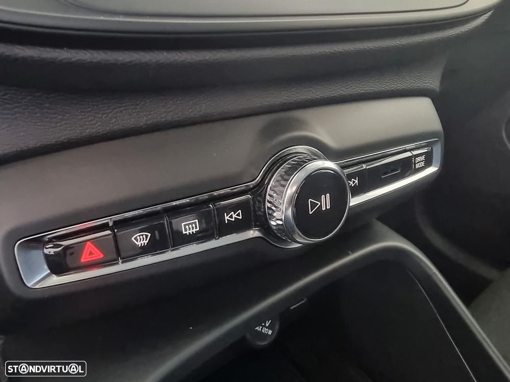 Volvo XC 40 1.5 T4 PHEV Inscription Expression - 33