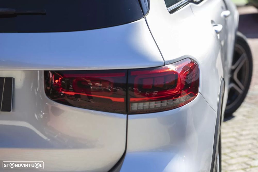 Mercedes-Benz GLB 180 d AMG Line - 33