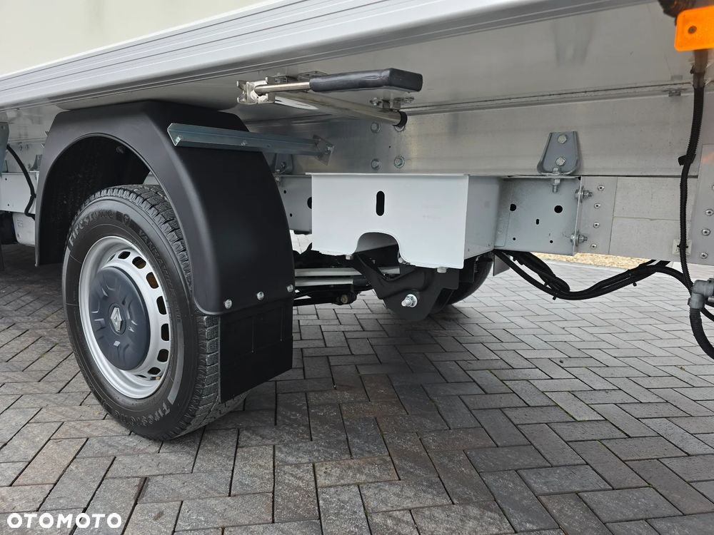 Renault MASTER IGLOPOL -30*C +25*C Carrier XARIOS 350 Podłączenie Stacjonarne 230 V ŁADOWNOŚĆ 840Kg WZMOCNIONE TYLNE ZWIESZENIE TEMPOMAT KLIMA HALOGENY KAMERA COFANIA SALON PL STAN JAK NOWY - 22