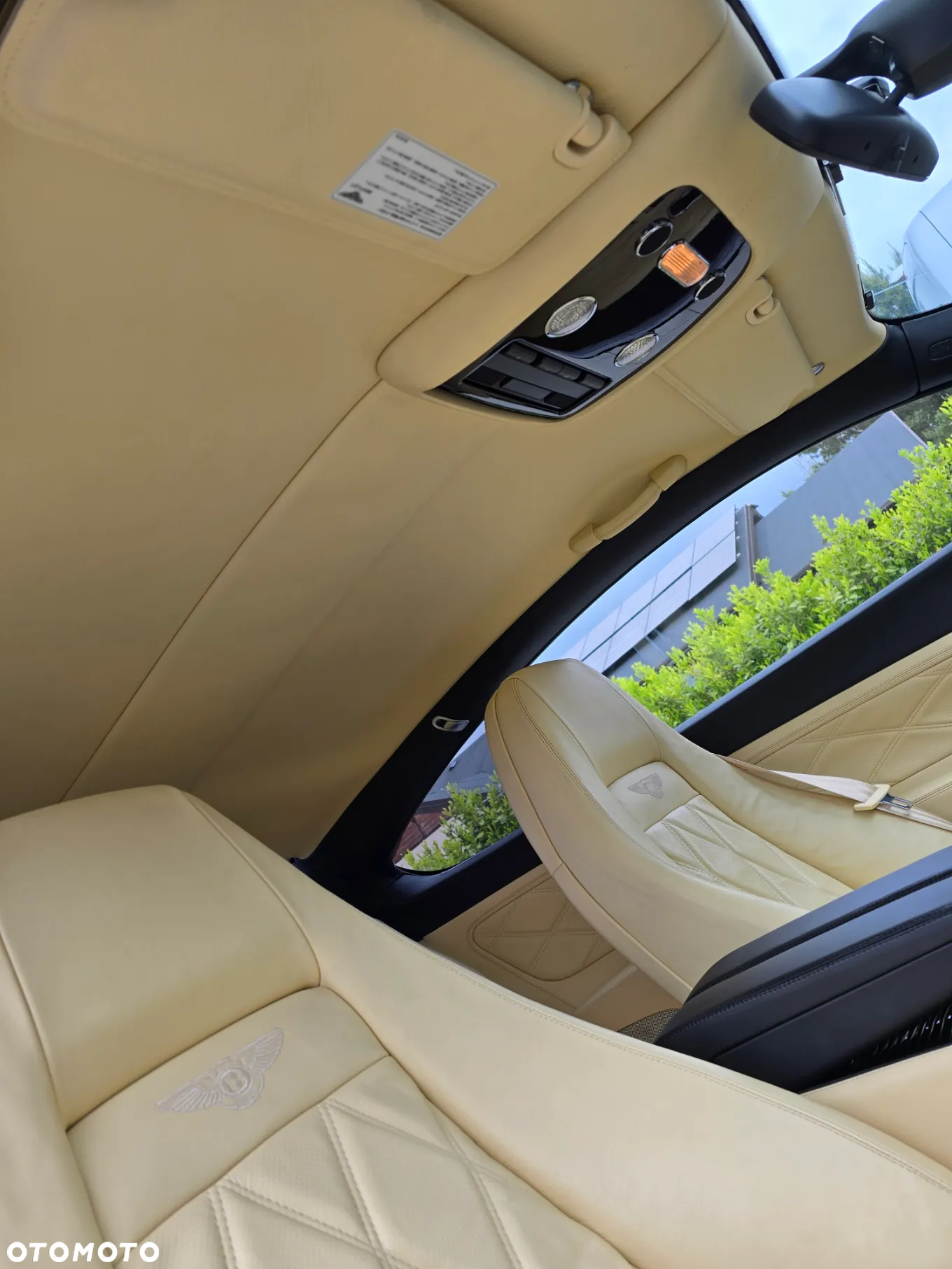 Bentley Continental GT Standard - 21