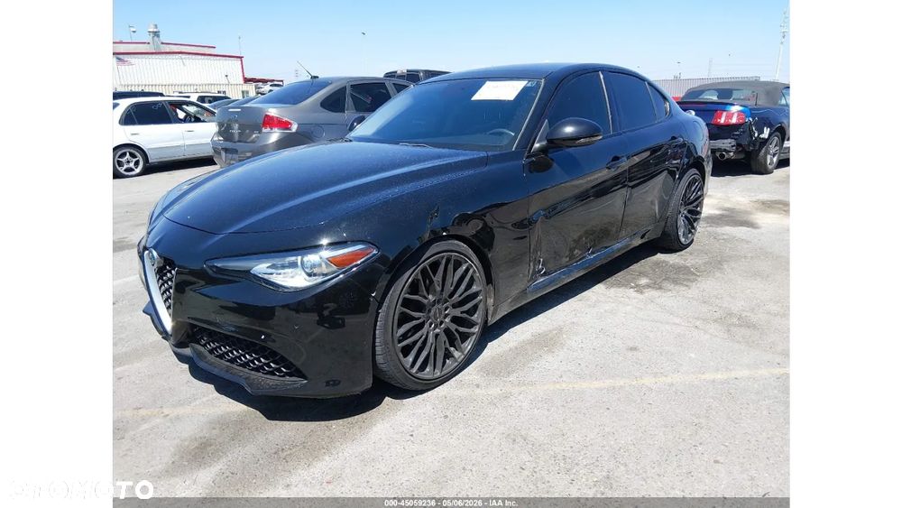 Alfa Romeo Giulia - 2