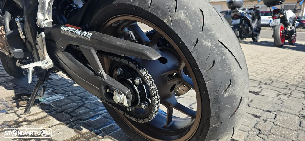 Honda CB CB 650 r - 3