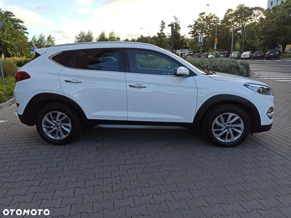 Hyundai Tucson blue 1.7 CRDi 2WD Advantage - 4
