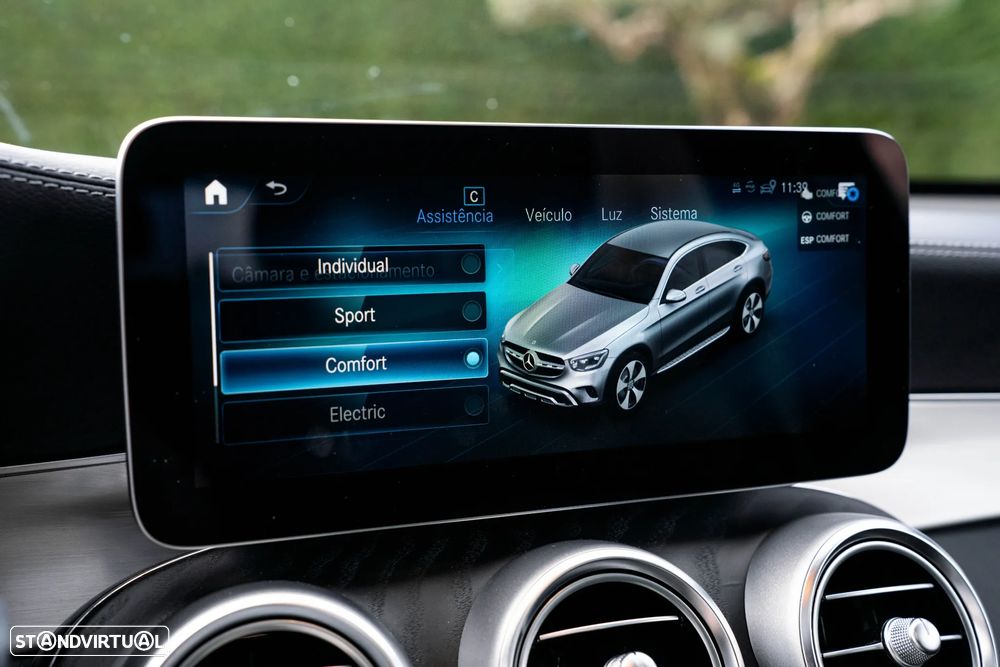 Mercedes-Benz GLC 300 de Coupe 4Matic - 29