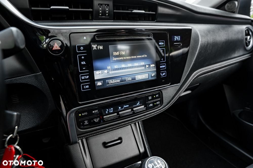 Toyota Auris 1.6 D-4D Comfort - 35