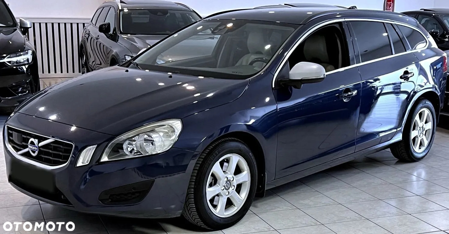 Volvo V60 D5 Summum - 6