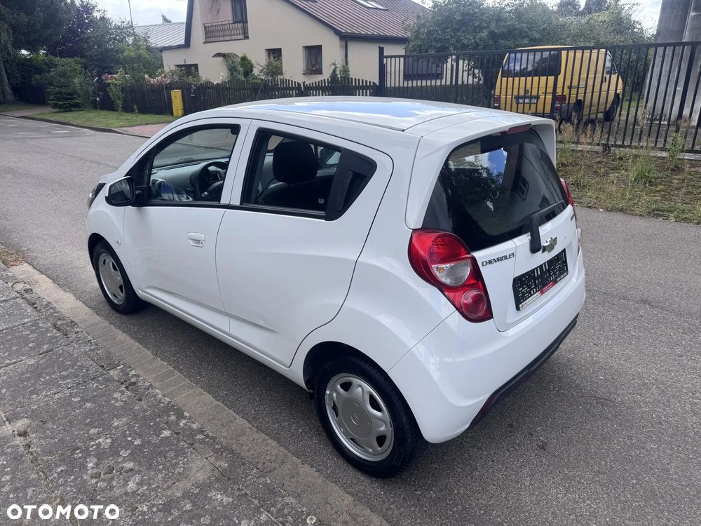 Chevrolet Spark 1.0 LT - 5
