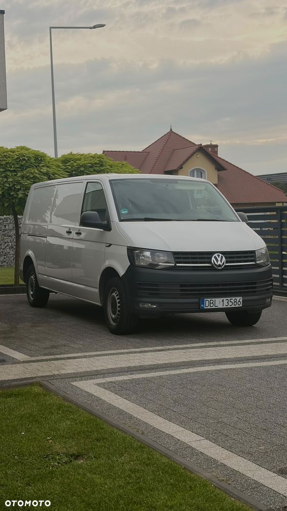 Volkswagen Transporter T6 - 1