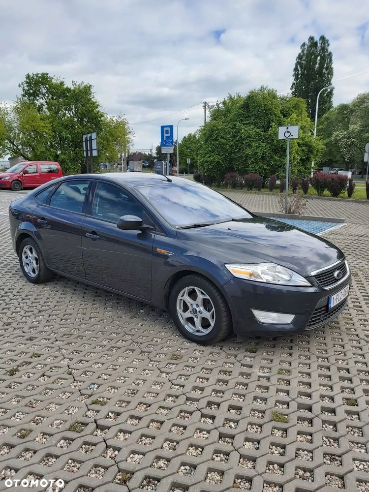 Ford Mondeo 1.8 TDCi Silver X - 11