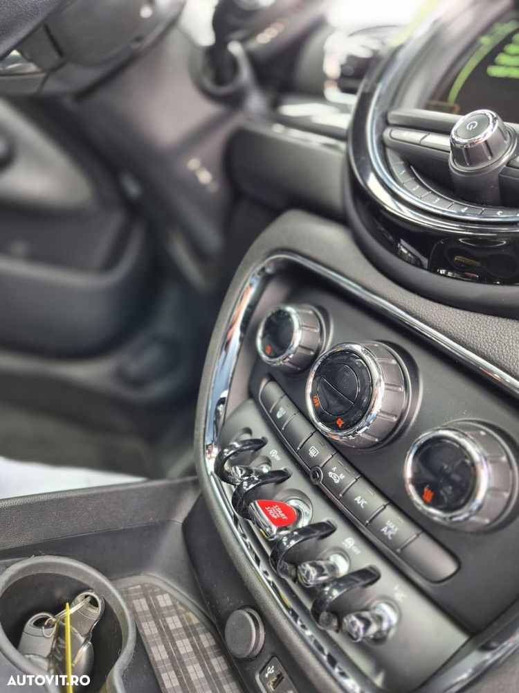 Mini Clubman - 12