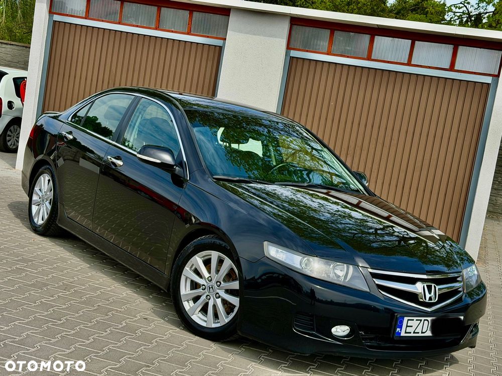 Honda Accord 2.0 Sport - 40