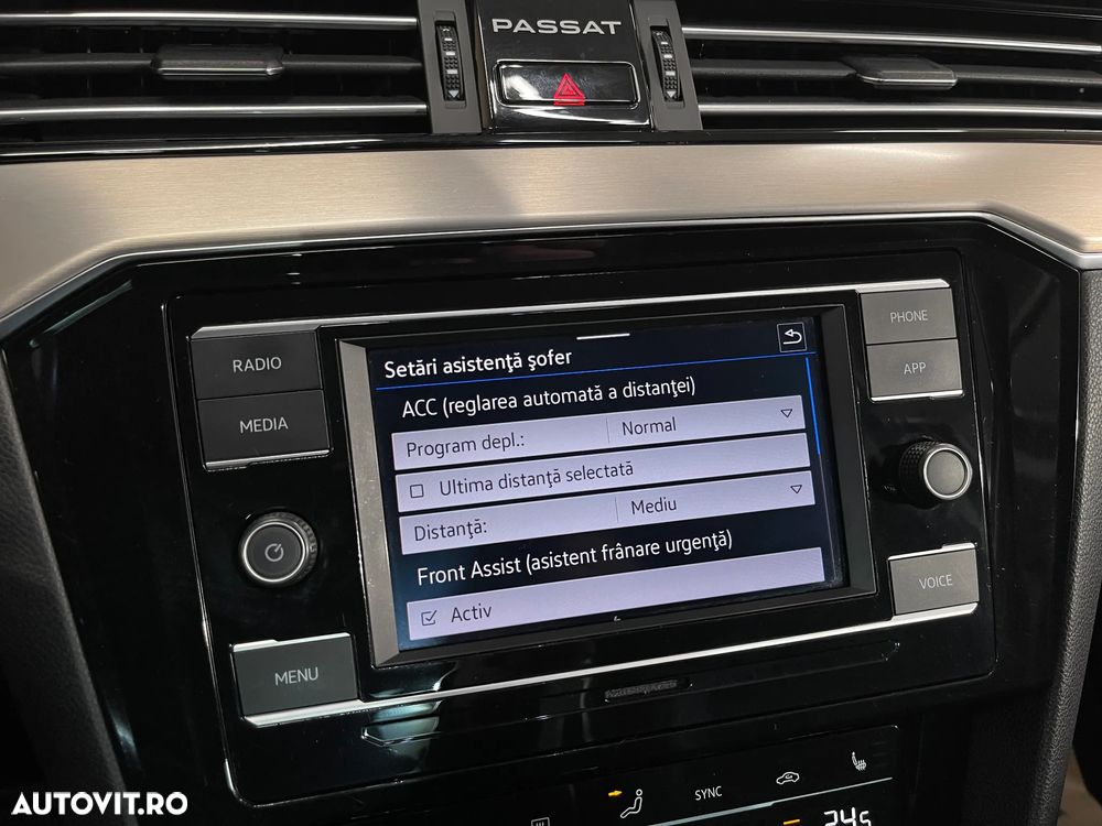 Volkswagen Passat 2.0 TDI DSG Highline - 14