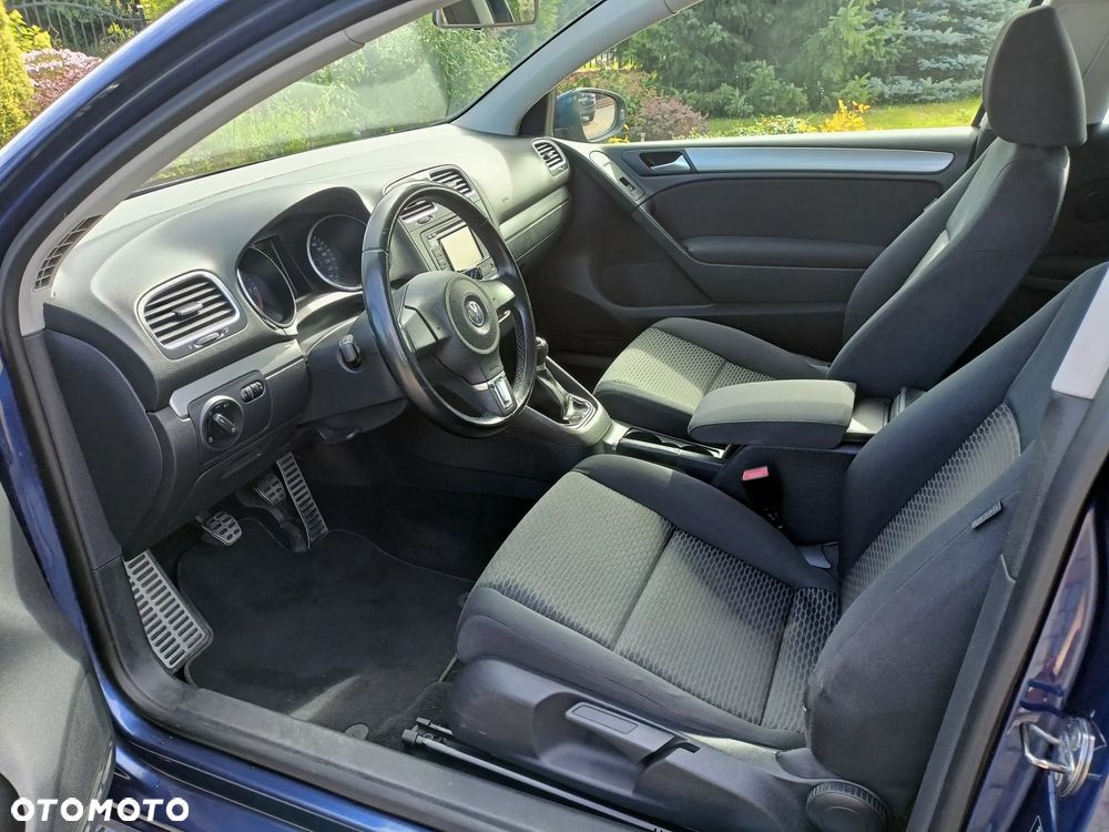 Volkswagen Golf 2.0 TDI Comfortline - 12
