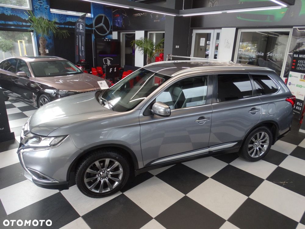 Mitsubishi Outlander - 6