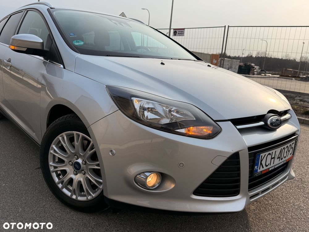 Ford Focus 1.6 EcoBoost Titanium - 11