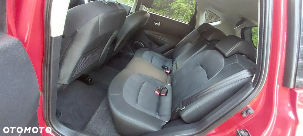 Nissan Qashqai 1.6 visia - 32
