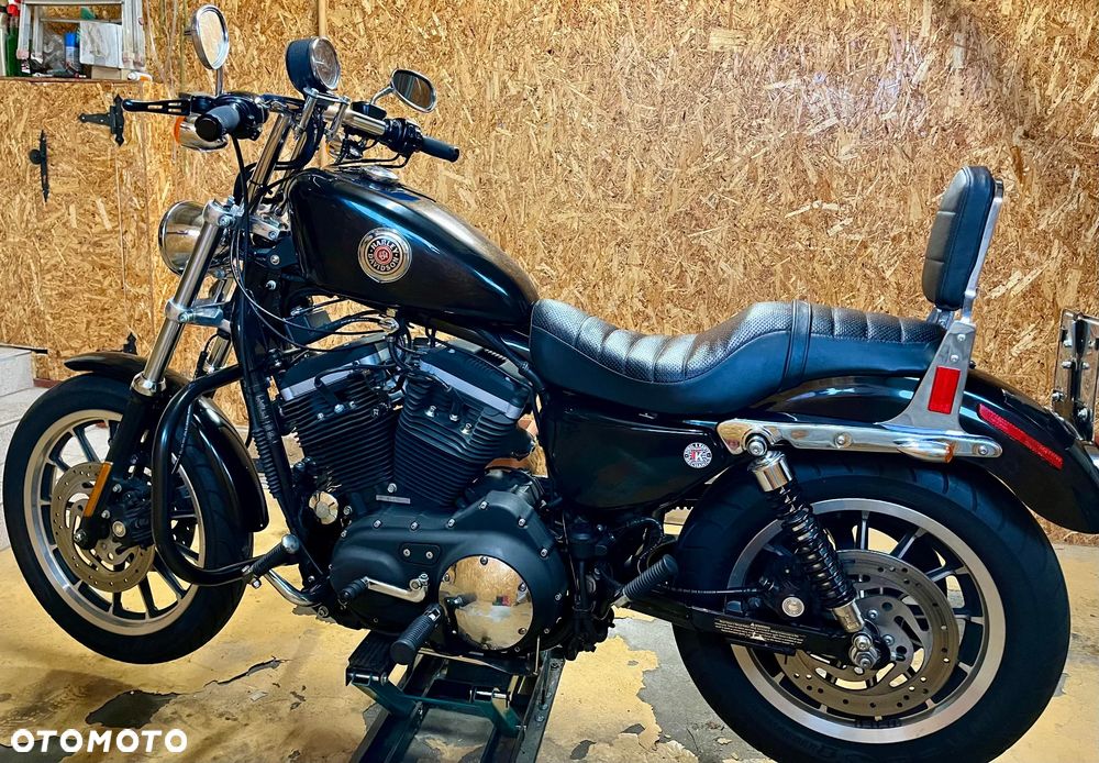 Harley-Davidson Sportster Roadster 883R - 8