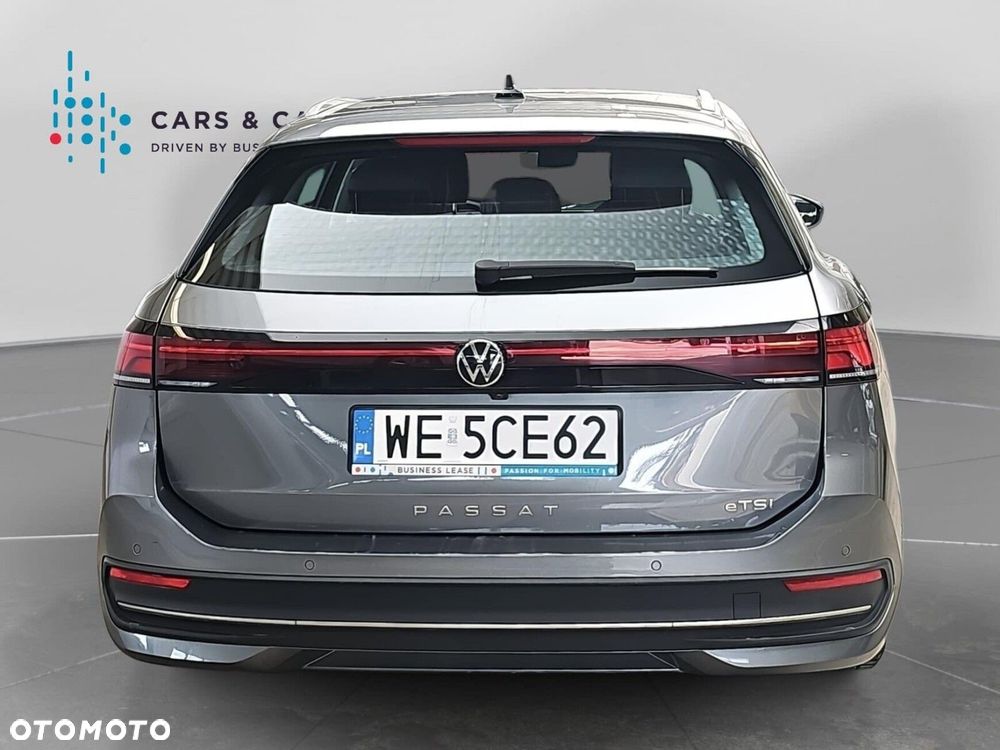 Volkswagen Passat - 23