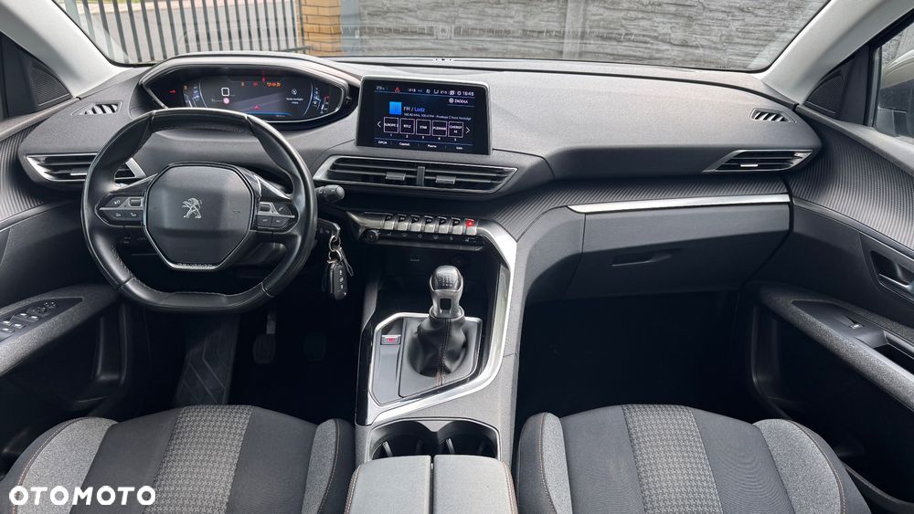 Peugeot 5008 PureTech 130 Stop & Start Crossway - 29