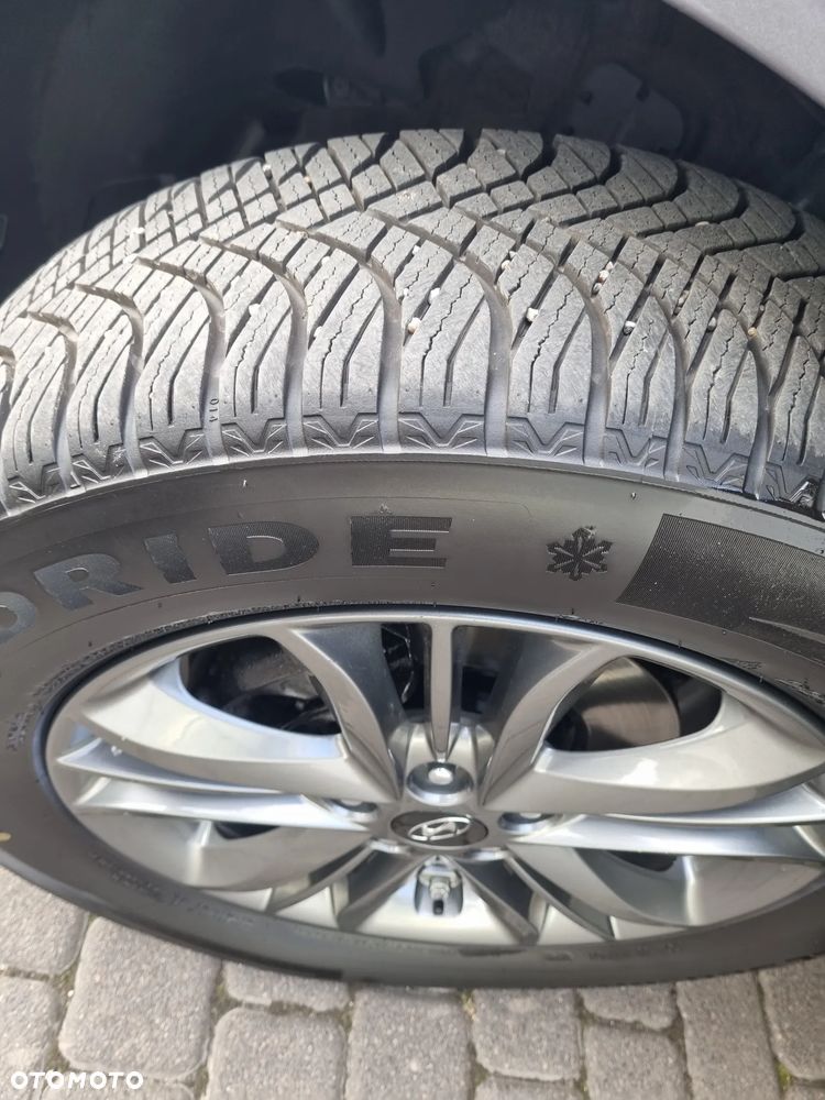 Hyundai ix35 1.6 2WD Fifa World Cup Edition - 35
