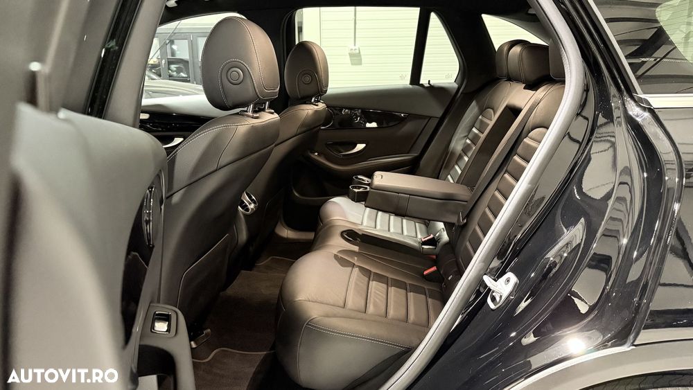 Mercedes-Benz GLC 300 e 4Matic 9G-TRONIC - 8