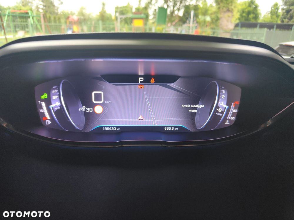 Peugeot 3008 BlueHDi 130 Stop & Start EAT8 Active Business-Paket - 13