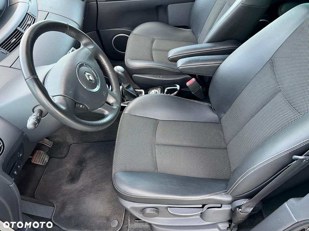 Renault Grand Espace - 17