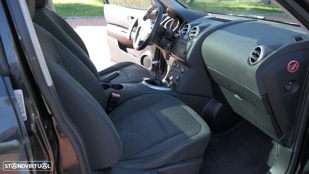 Nissan Qashqai 1.5 dCi Tekna Premium 18 - 21