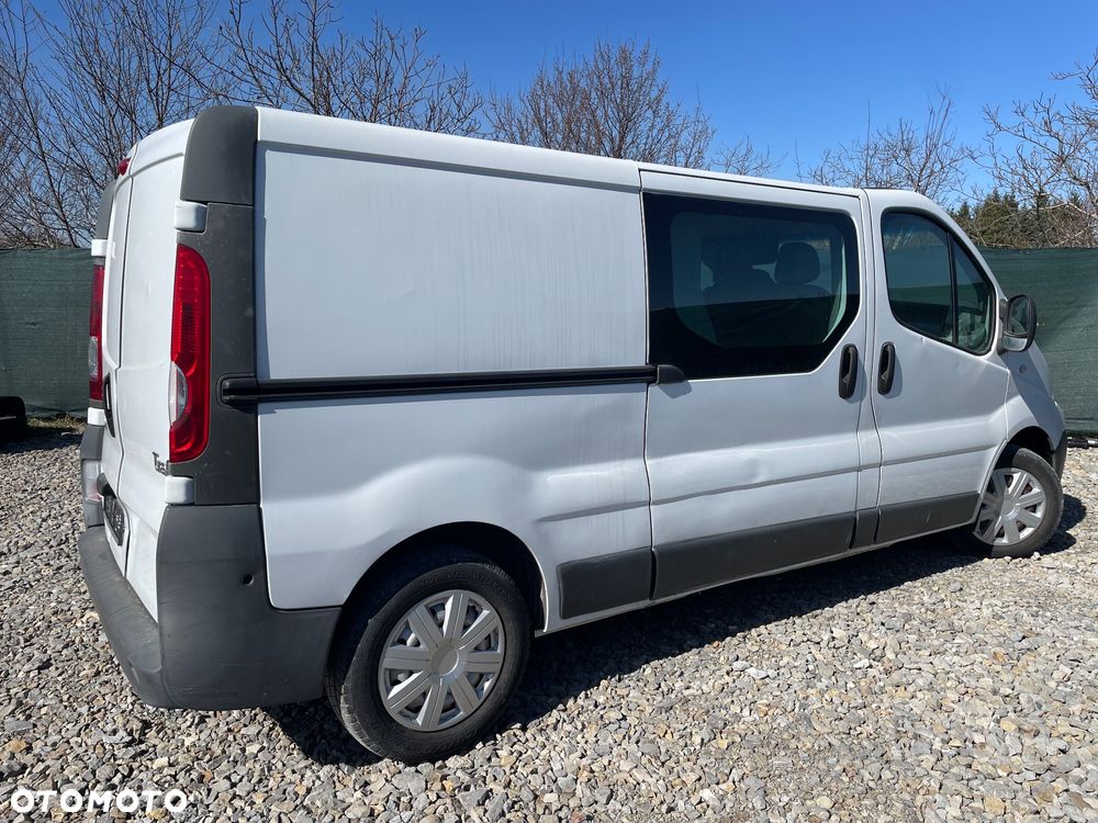 Renault Trafic - 21