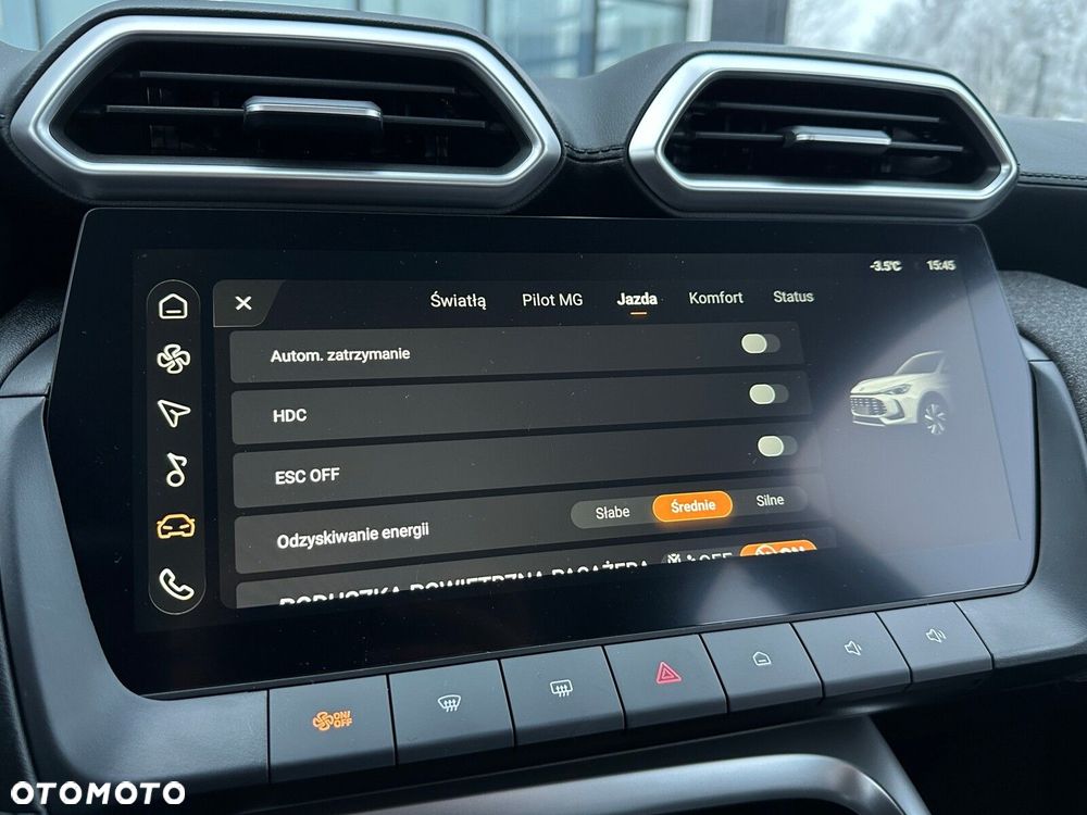 MG ZS Hybrid+ - 35