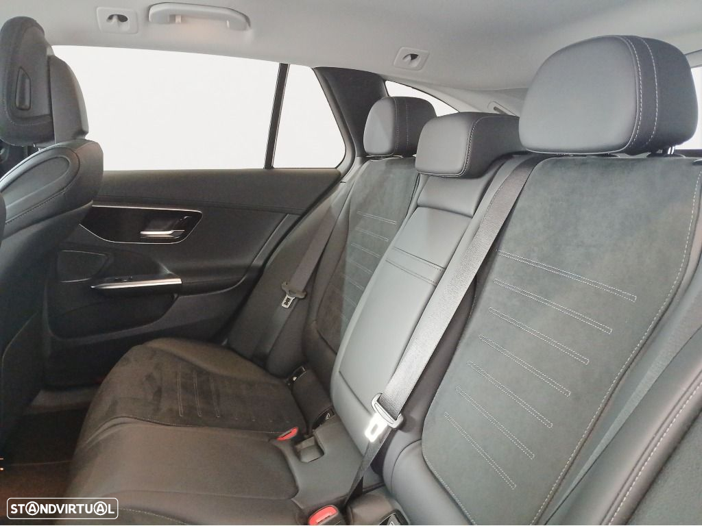Mercedes-Benz C 300 de AMG Line - 14