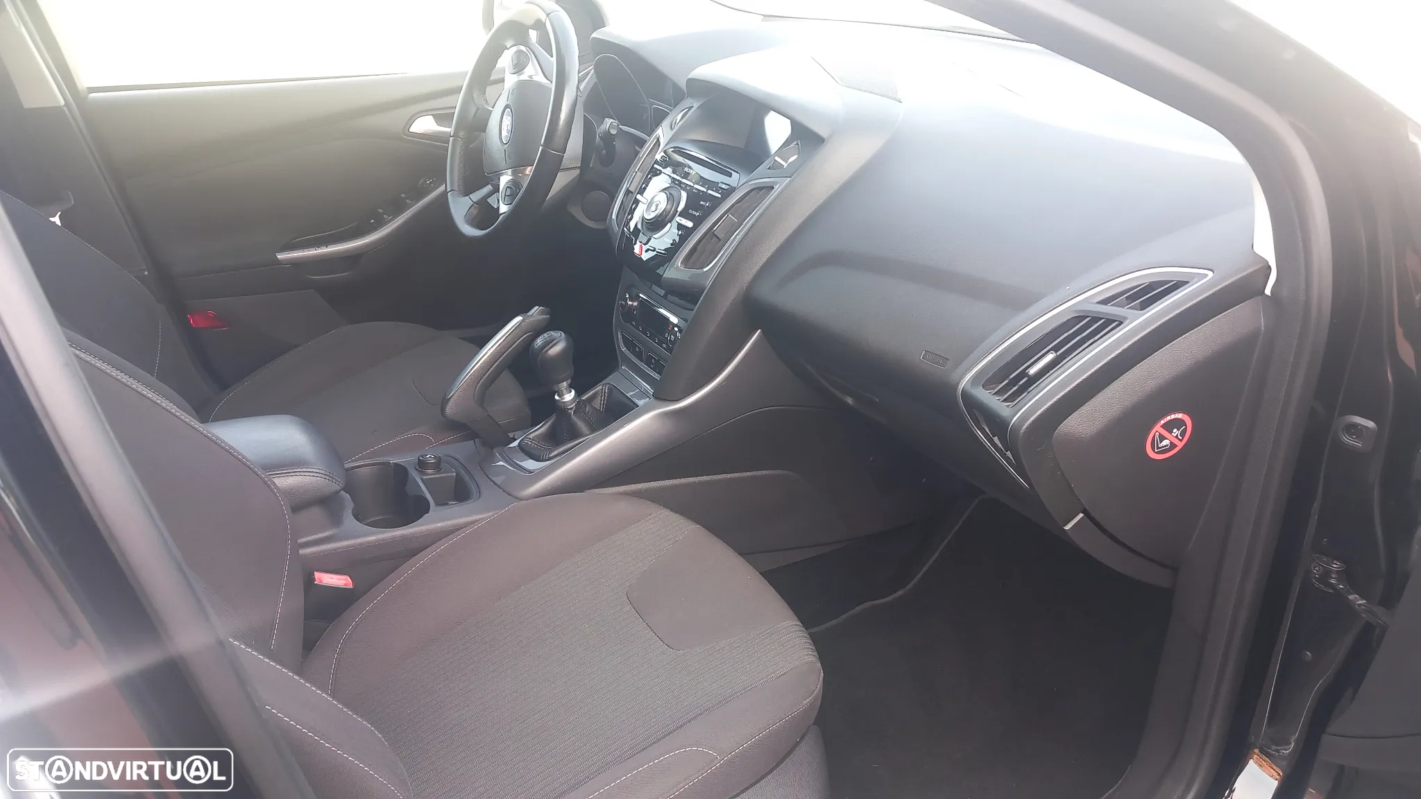 Ford Focus SW 1.6 TDCi Titanium - 19