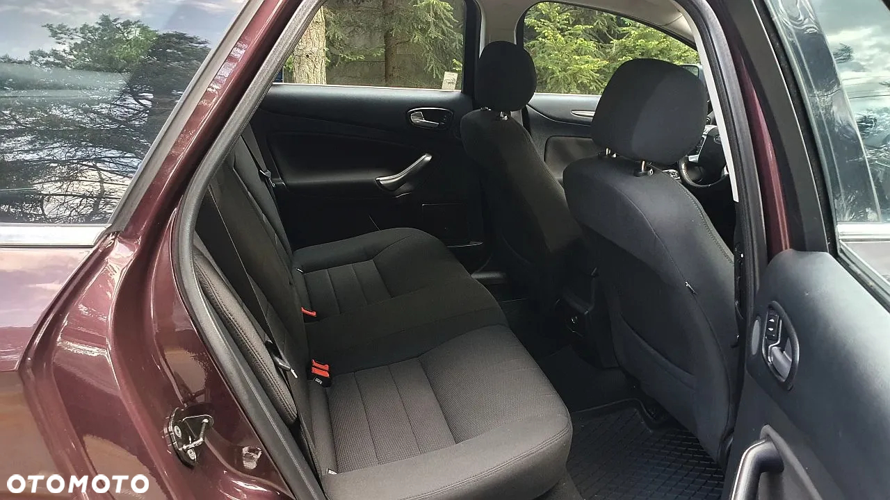 Ford Mondeo 2.0 TDCi Ghia X - 6
