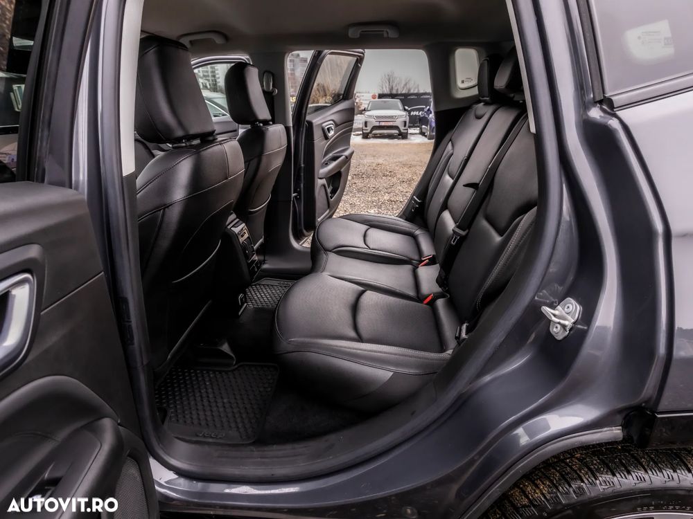 Jeep Compass 1.3T 4xe AT6 PHEV Summit - 15