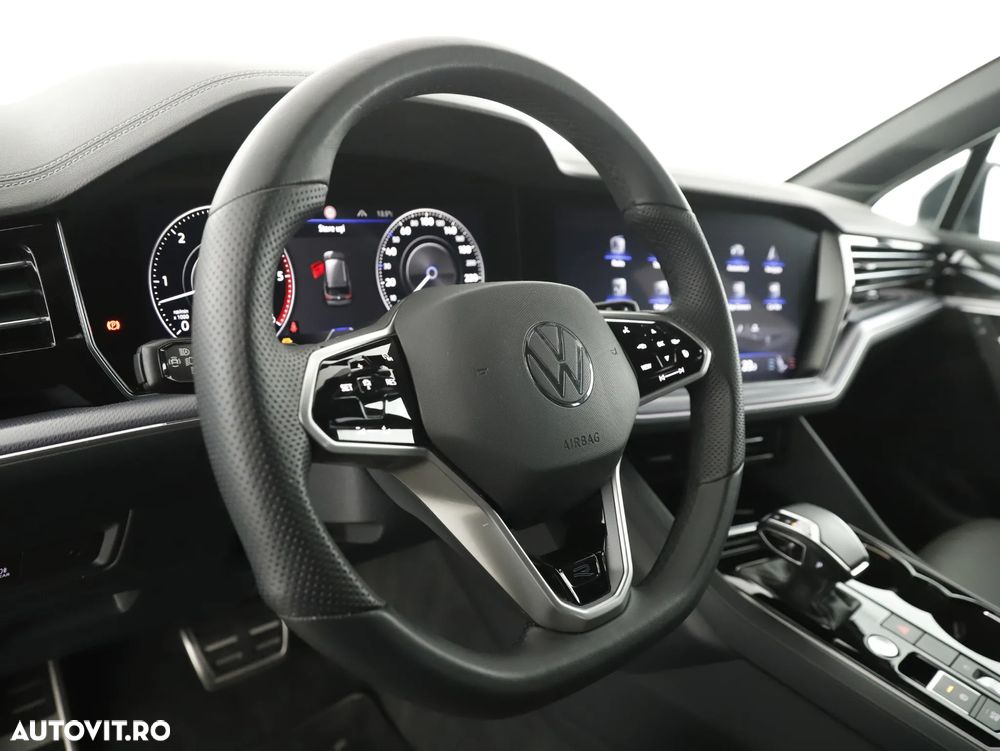 Volkswagen Touareg 3.0 V6 TDI SCR 4Motion Automatik R-Line - 11