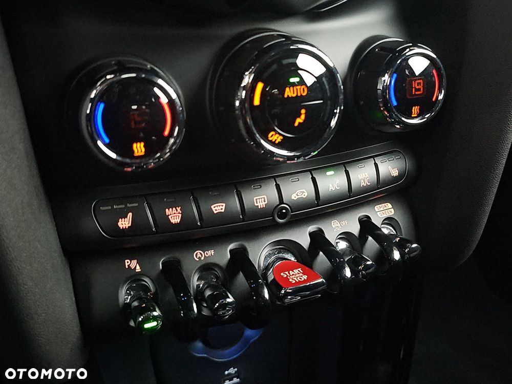MINI John Cooper Works - 21